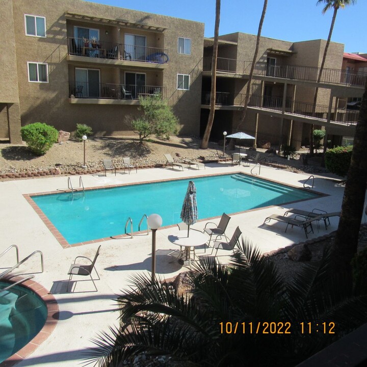 276 Lake Havasu Ave in Lake Havasu City, AZ - Building Photo