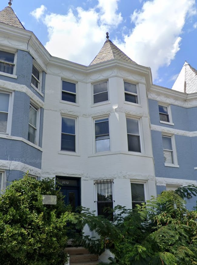 property at 2032 North Capitol St NW