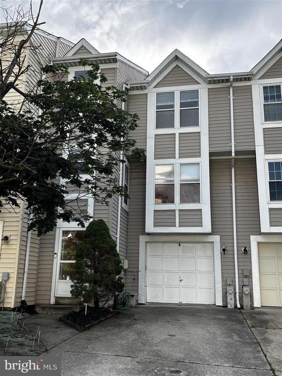property at 3423 Orange Grove Ct