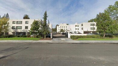 34 St James Park W in Los Angeles, CA - Building Photo - Building Photo