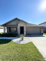 6311 Burrow Ln in Bellview, FL - Building Photo