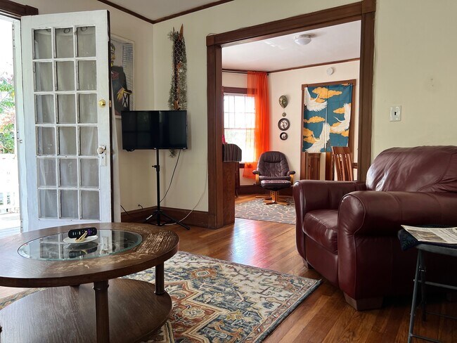 515 Heath St in Brookline, MA - Foto de edificio - Building Photo