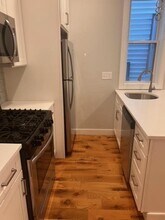 283 Chelsea St, Unit 2 in Boston, MA - Foto de edificio - Building Photo