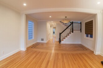 2725 N Magnolia Ave in Chicago, IL - Building Photo - Building Photo