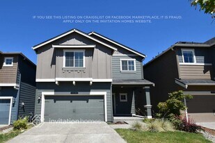 11103 184th St E in Puyallup, WA - Building Photo