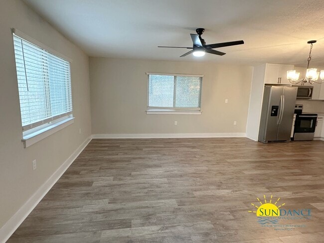 645 Virginia Oak Ct in Fort Walton Beach, FL - Building Photo - Building Photo