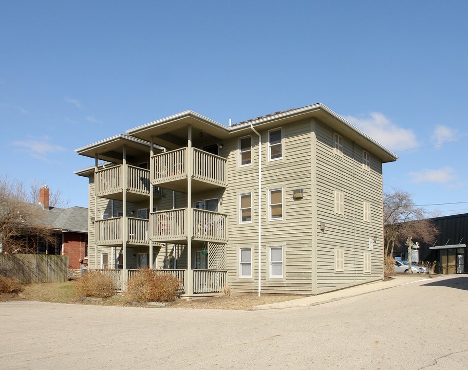 1035 Ridge St in Columbus, OH - Building Photo