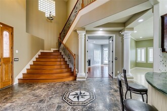 2600 Sun Reef Rd in Las Vegas, NV - Building Photo - Building Photo