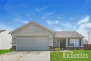 6339 Cradle River Dr in Indianapolis, IN - Building Photo