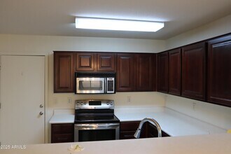 35161 N Bandolier Dr in San Tan Valley, AZ - Building Photo - Building Photo