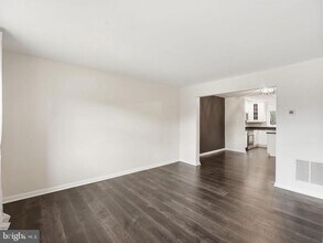 3026 Winter Pine Ct in Fairfax, VA - Building Photo - Building Photo