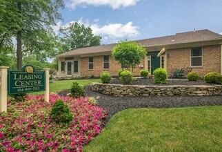 Hollidaysburg Manor in Hollidaysburg, PA - Foto de edificio - Building Photo