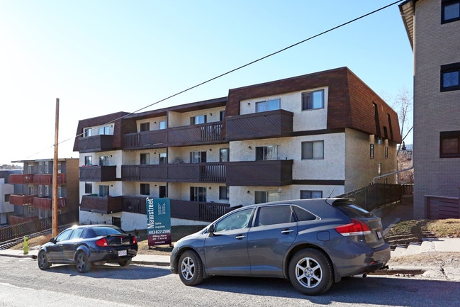 Pilling Place in Calgary, AB - Building Photo - Building Photo
