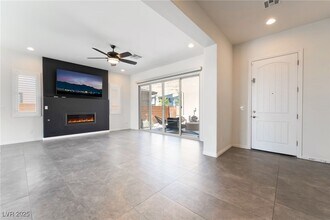 6348 Skystone St in Las Vegas, NV - Building Photo - Building Photo