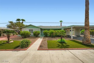 1711 S 6th St in Las Vegas, NV - Building Photo