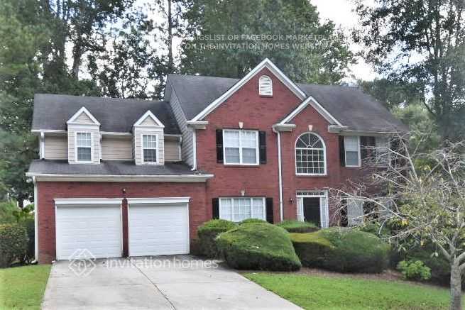 6949 Dockbridge Way in Stone Mountain, GA - Building Photo