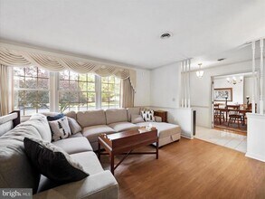 560 Meadowview Cir in Greencastle, PA - Building Photo - Building Photo