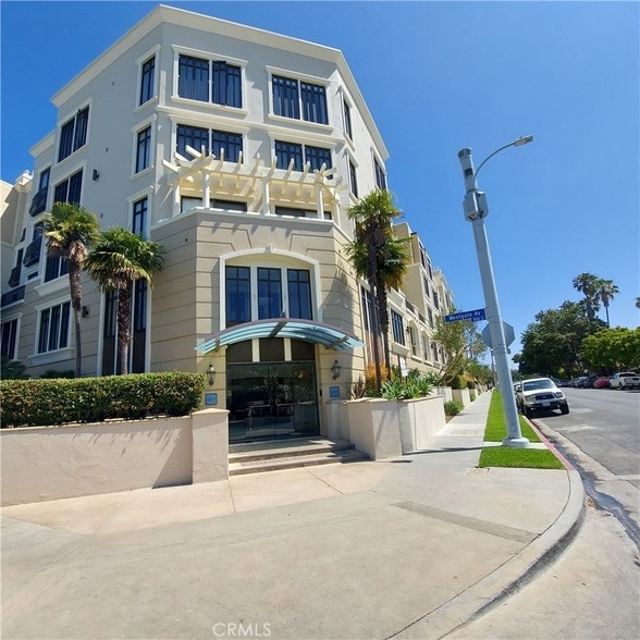 property at 11847 Gorham Ave
