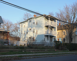 138 Westland St Apartments