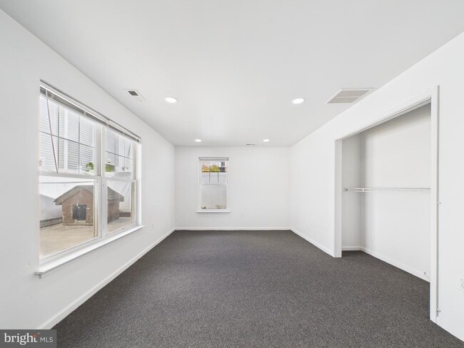 3951 Aspen St in Philadelphia, PA - Building Photo - Building Photo