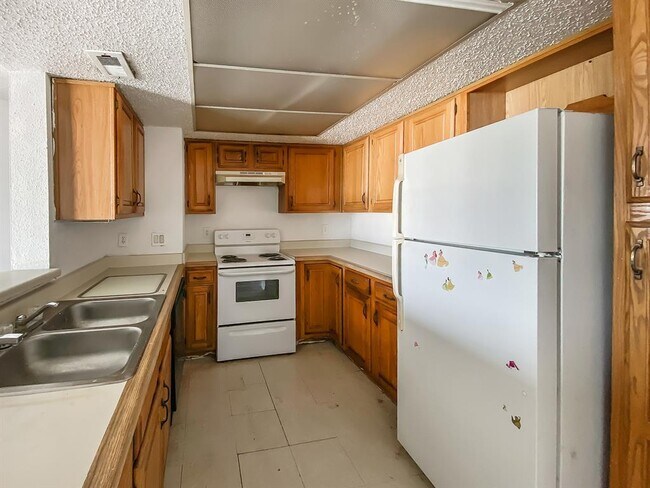 2826 S Bartell Dr in Houston, TX - Building Photo - Building Photo