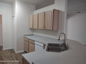 1792 Ladderback Ct in Rockledge, FL - Building Photo - Building Photo