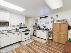 720 E Ludington Ave in Ludington, MI - Foto de edificio - Building Photo