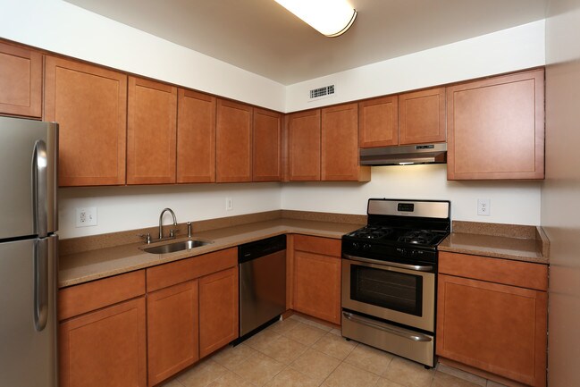 The Apartments At Delaire Landing photo'