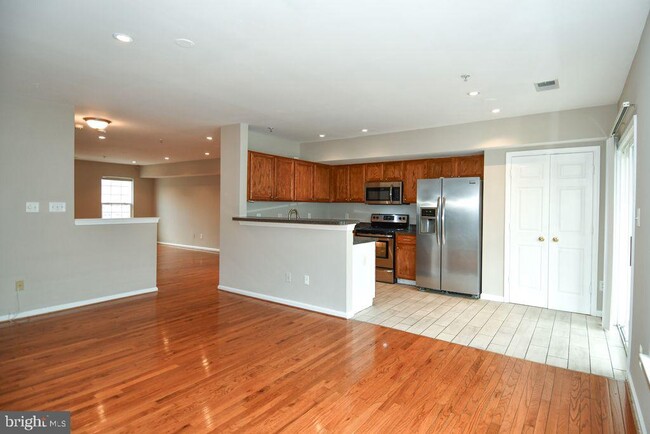 property at 11361 King George Dr