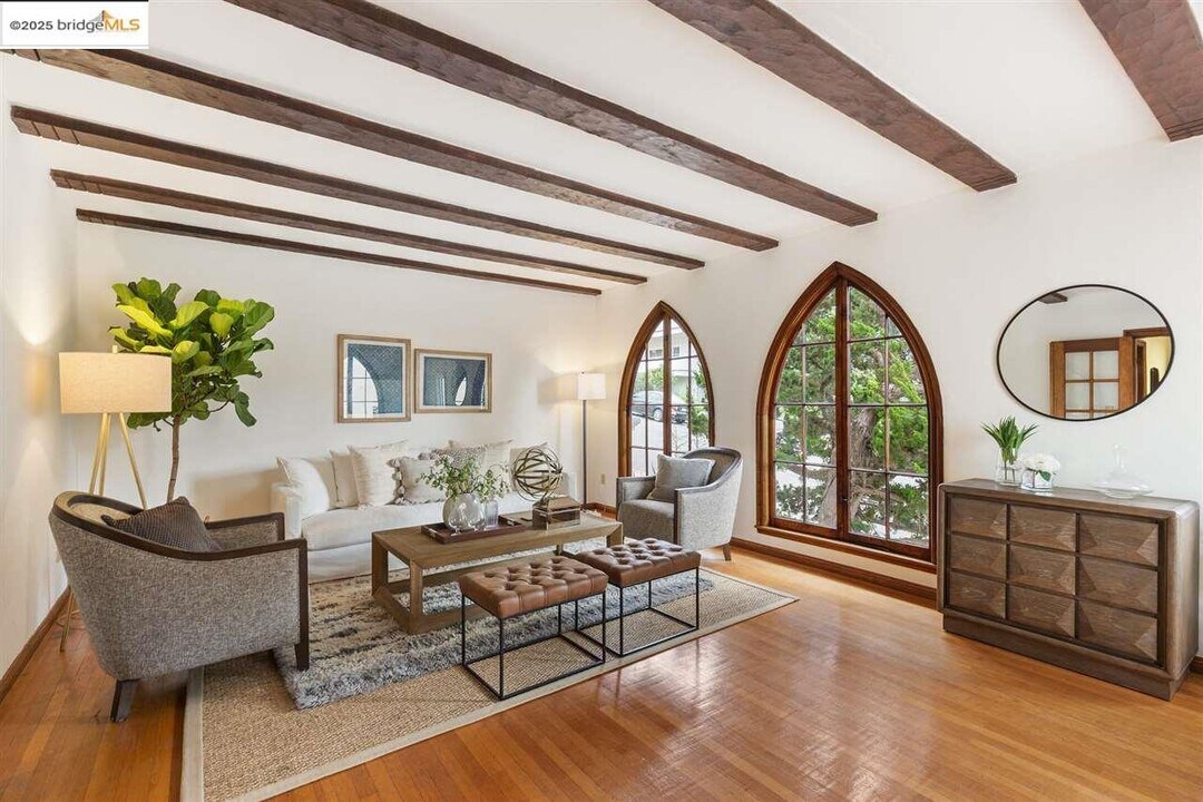 2623 Virginia St in Berkeley, CA - Building Photo