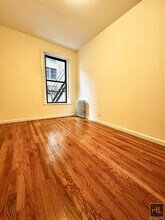 East 84th Street in New York, NY - Building Photo - Building Photo