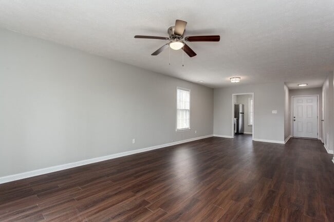 592 Osborne Ct in Riverdale, GA - Building Photo - Building Photo