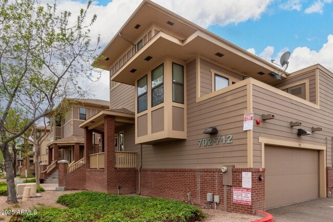 702 S Beck Ave in Tempe, AZ - Building Photo - Building Photo