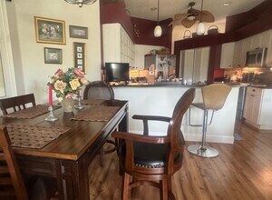 4062 Westbourne Cir in Sarasota, FL - Building Photo - Building Photo