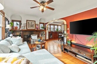 2567 N 60th St, Unit Upper in Milwaukee, WI - Building Photo - Building Photo