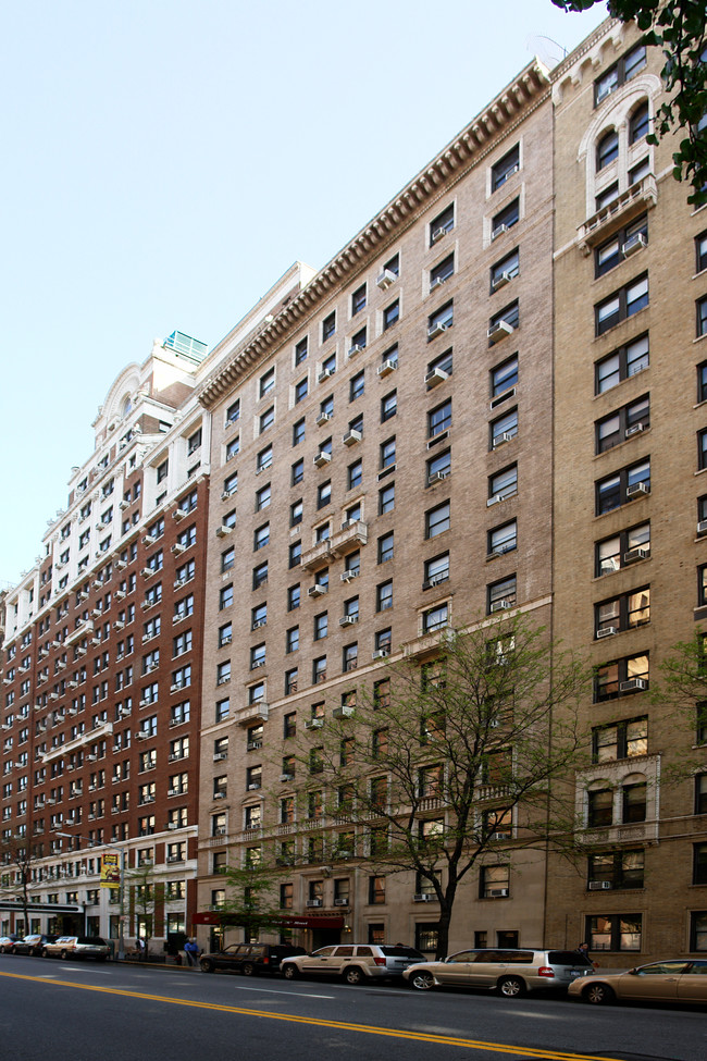 325 W 86th St in New York, NY - Building Photo - Building Photo