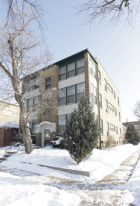 LaBelle in Lincoln, NE - Building Photo