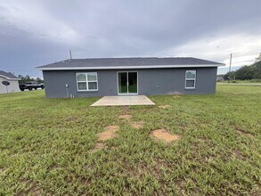 9 Maple Dr in Ocklawaha, FL - Building Photo - Building Photo
