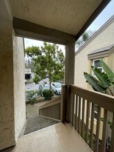 8503 Villa La Jolla Dr in San Diego, CA - Building Photo - Building Photo