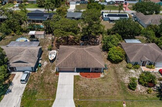 949 SW Longfellow Rd in Port St. Lucie, FL - Building Photo - Building Photo