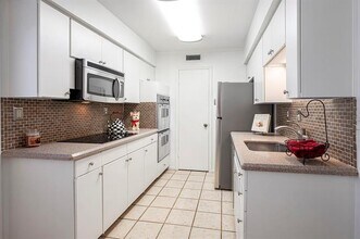 10767 Villager Rd in Dallas, TX - Building Photo - Building Photo