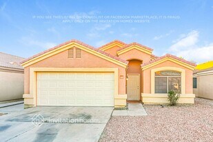 9025 W Avalon Dr in Phoenix, AZ - Building Photo