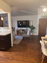 1250 W Nine Mile Rd in Ferndale, MI - Building Photo - Building Photo