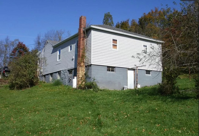 919 Sunshine Ave in Central City, PA - Building Photo - Building Photo