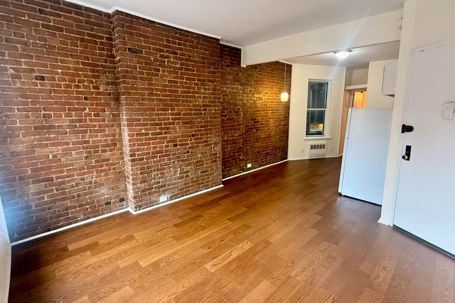 2274 Broadway in New York, NY - Building Photo - Building Photo