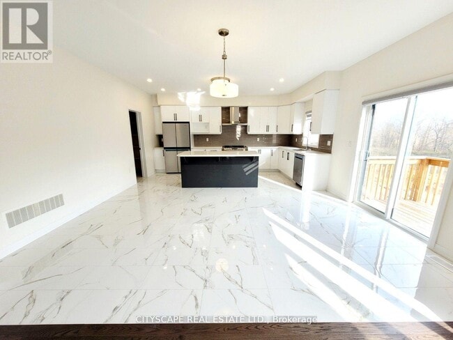 7 Stauffer Rd in Brantford, ON - Building Photo - Building Photo