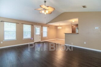 14045 Dunnbarton Dr in Gulfport, MS - Building Photo - Building Photo
