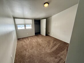 8970 N 95th St in Milwaukee, WI - Building Photo - Building Photo