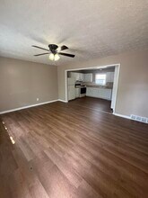 1315 Stephen Foster Dr in Lexington, KY - Building Photo - Building Photo