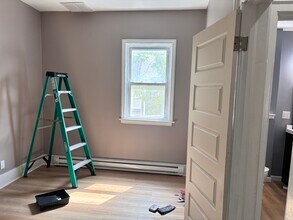 438 Villa St, Unit 1 in Elgin, IL - Building Photo - Building Photo